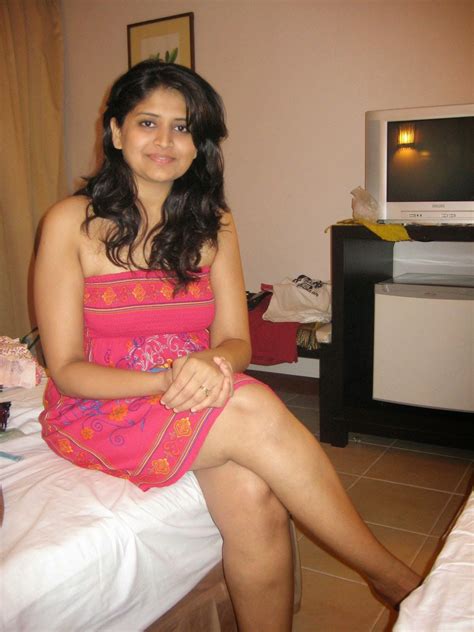 Indian Wife Porn Pics & Naked Photos